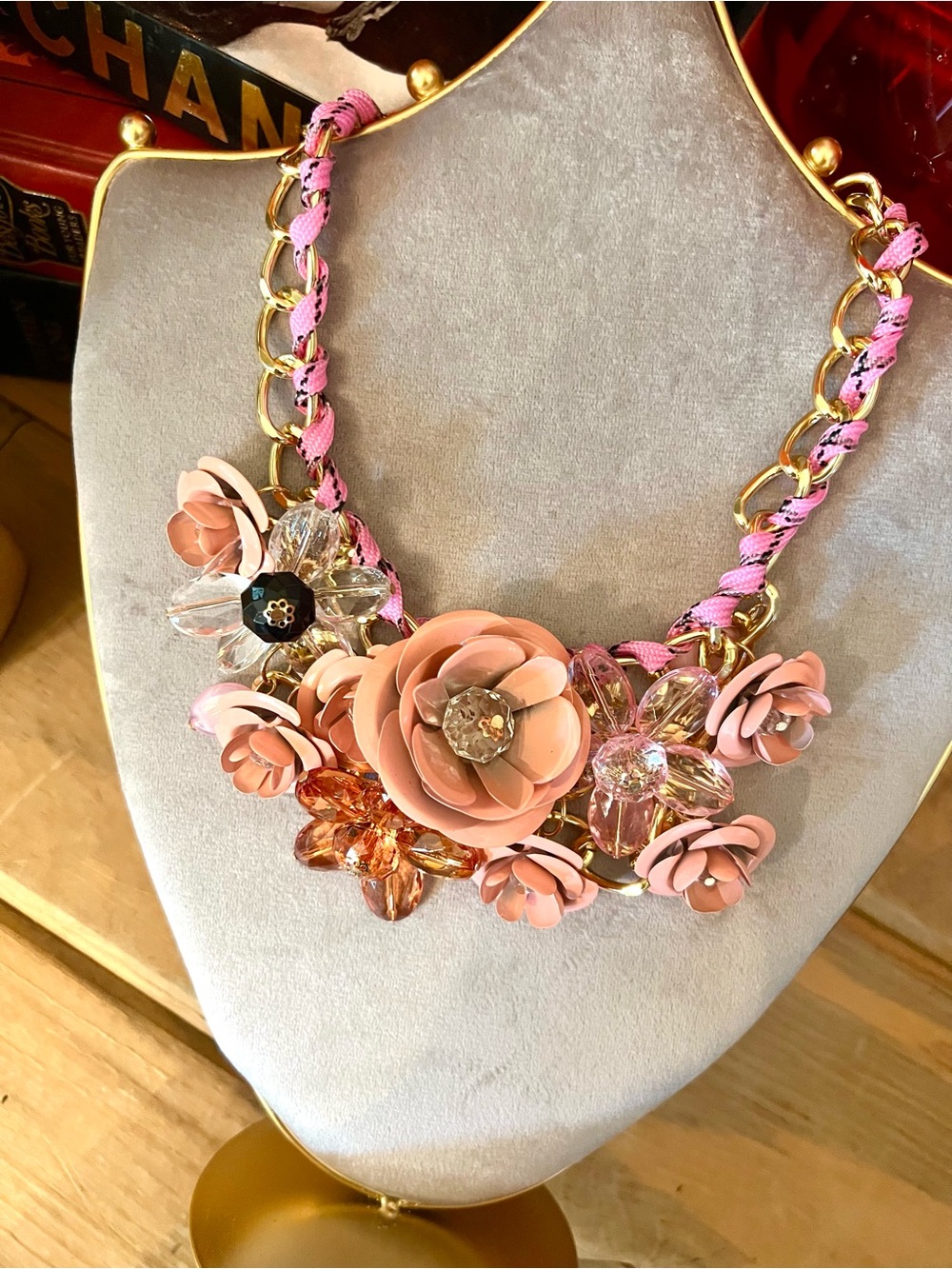New! Aratta Victoria’s Ballet Pink Satin Flower Embellished Statement Necklace